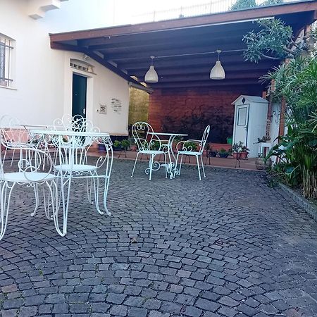 B&B Ai Tre Archi Споторно Экстерьер фото
