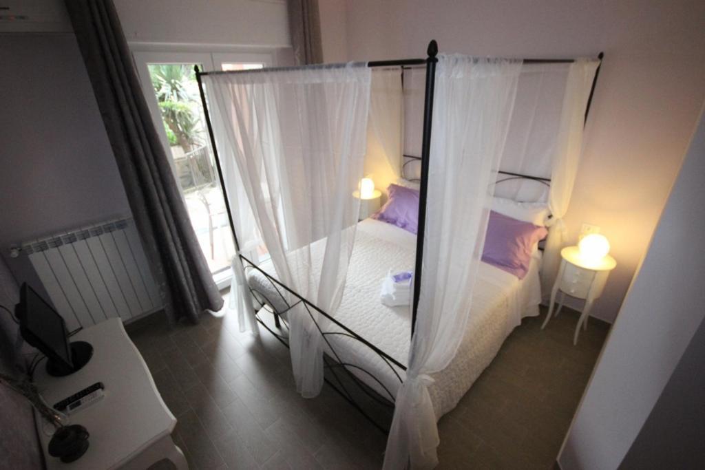 B&B Ai Tre Archi Споторно Экстерьер фото